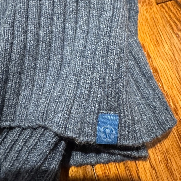 Lululemon Still Lotus Sweater *Reversible Blue - Picture 6 of 6